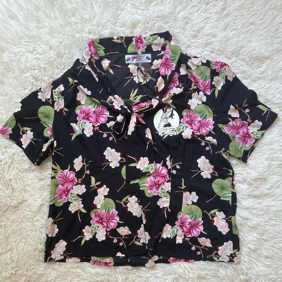 Tops - NWT Hell Bunny Vixen short sleeve button up Floral Retro Beach Summer